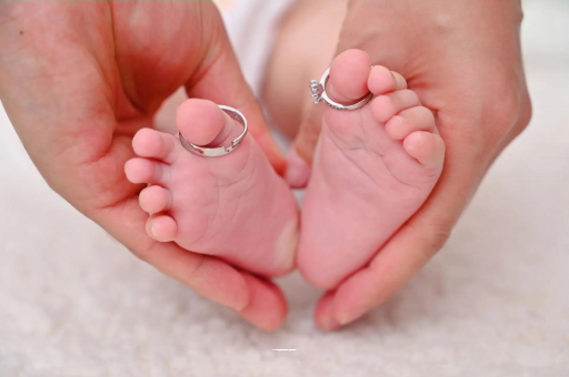 阿拉善盟怀孕肚子一边高一边低